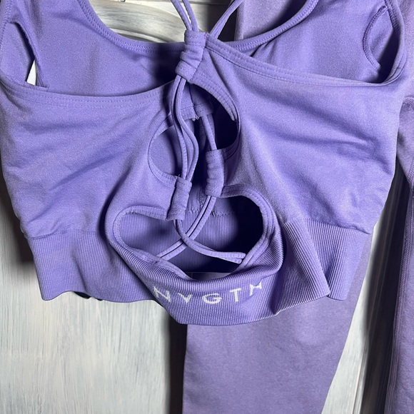 NVGTN Set Lilac Passion‎ Seamless Bra Contour Leggings Athleisure Active Lounge - Picture 8 of 10
